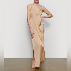 SKIMS Long Sleep Slip in Honey Size XL